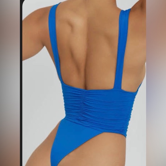 Riot Swim One Piece - Picture 4 of 5